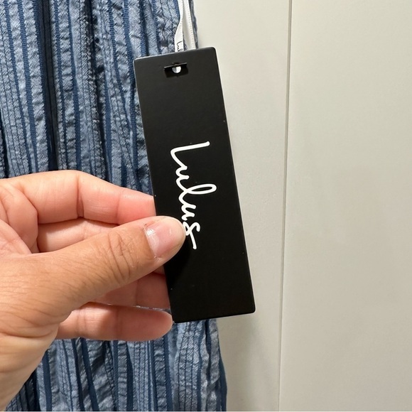 Lulu’s Destination Vacay Blue Striped Halter Wide-Leg Jumpsuit Size Medium - Picture 8 of 10